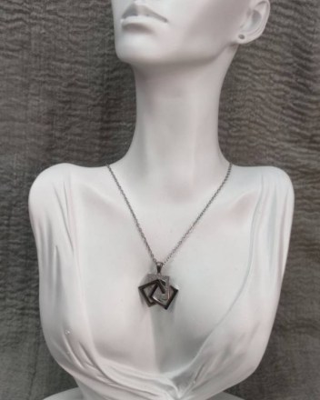 2  γ  κολιε τετραγωνα (1)